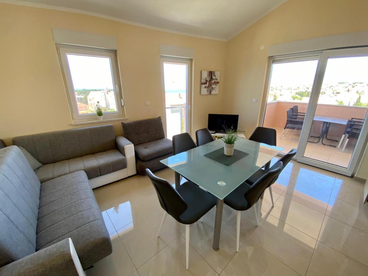 Atrium Novalja Apartment Exterior photo