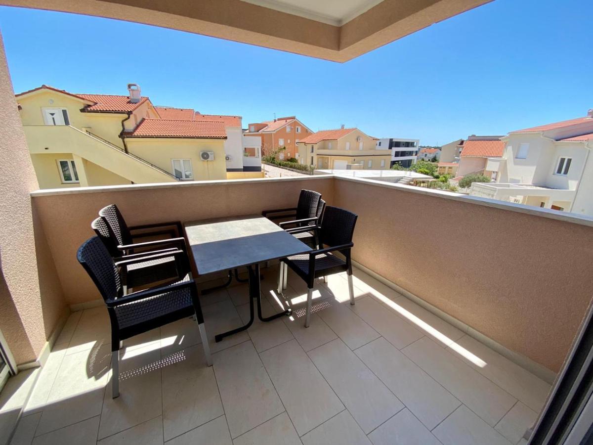 Atrium Novalja Apartment Exterior photo